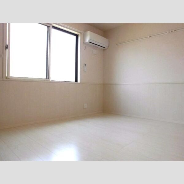 SEJOUR YOSHIOKA202号室 洋室