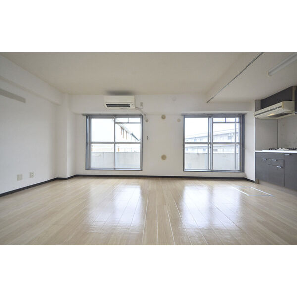 メゾン・ド・ヴィレ　鷺沼 リビング