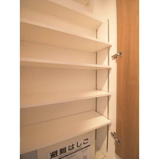 ＬＥＧＡＬＡＮＤ市谷薬王寺0305号室 内観