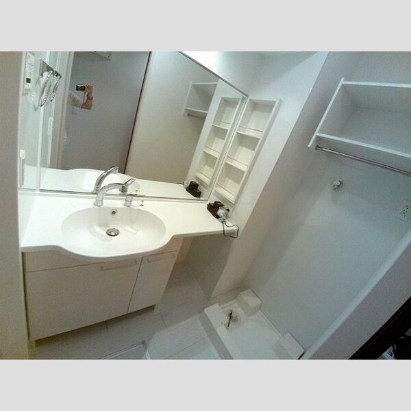 グランドウエスト横浜101号室 洗髪洗面化粧台