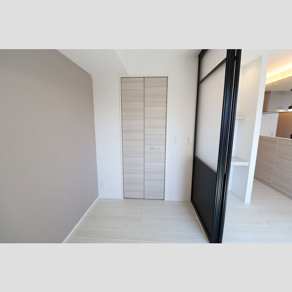 D-カヴェリ本千葉302号室 洋室