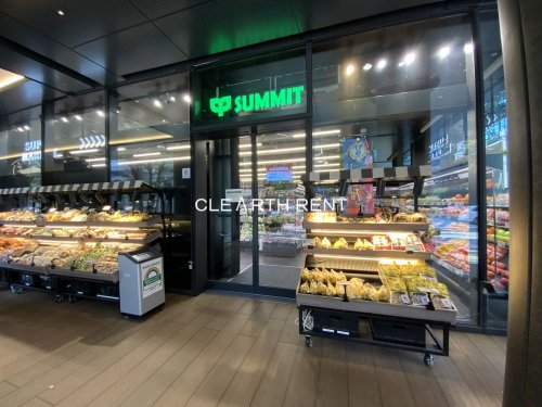 パレステュディオ御茶ノ水駿河台弐番館 【スーパー】サミットストア神田スクエア店まで205ｍ