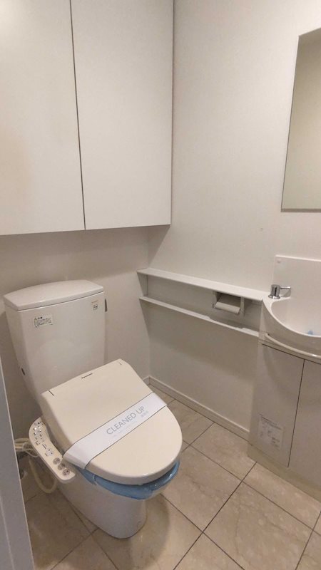 レジディアタワー麻布十番6階 トイレ