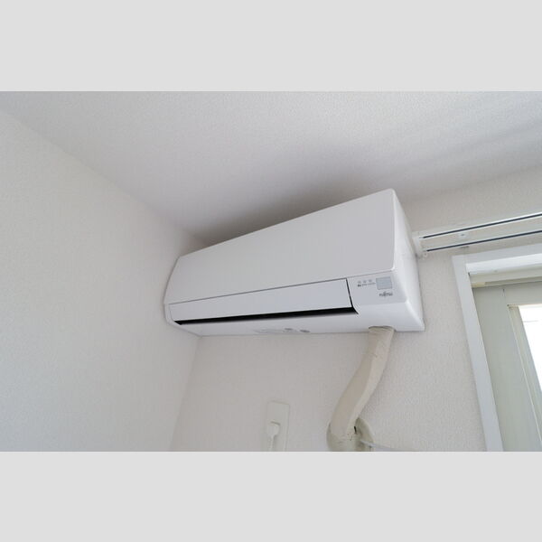 ヴェルメゾンおゆみ野　B102号室 エアコン