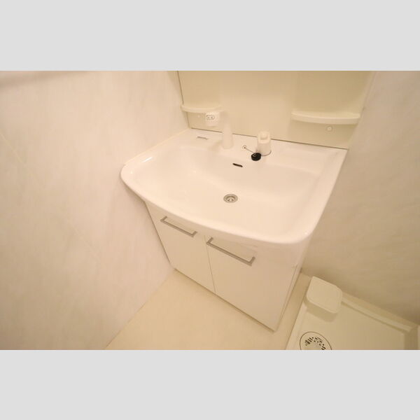 フェリオ・ヴィアーレ 洗髪洗面化粧台