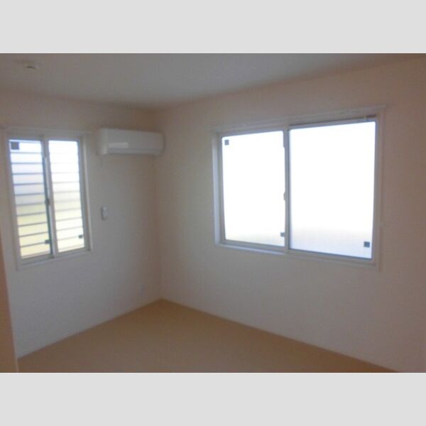 ラ・フォンテ花崎102号室 居室