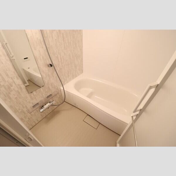 STELLA新松戸305号室 浴室