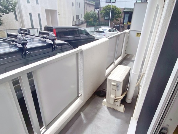 リリーハイツ101号室 バルコニー