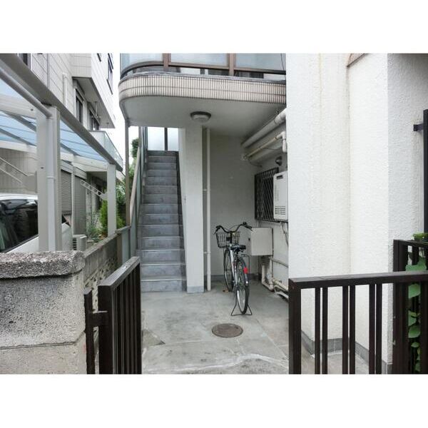 小島マンション エントランス