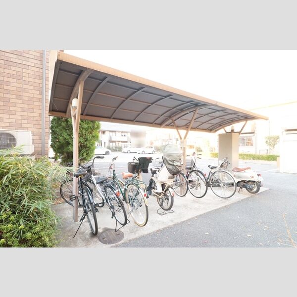 グリーンスクエア　D203号室 駐輪場