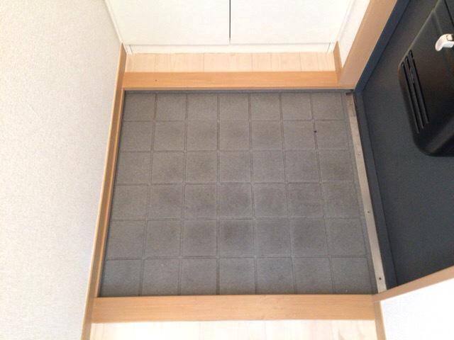 スプリングタイム 玄関