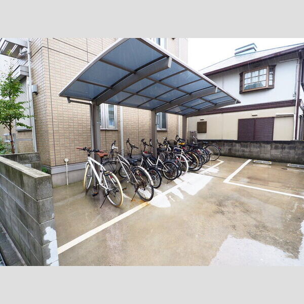 グレイス田町205号室 駐輪場