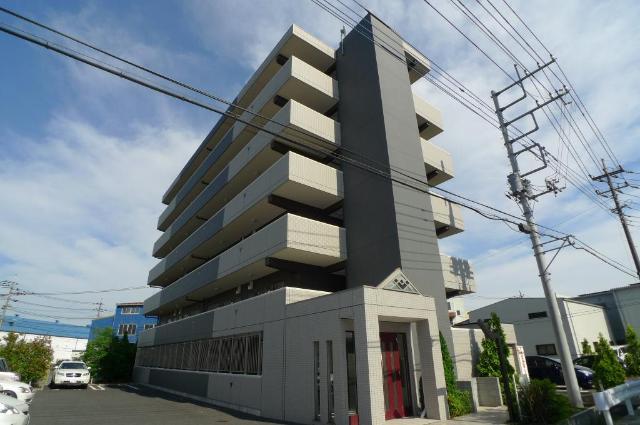 サンライズ氷川町 外観写真（昼）