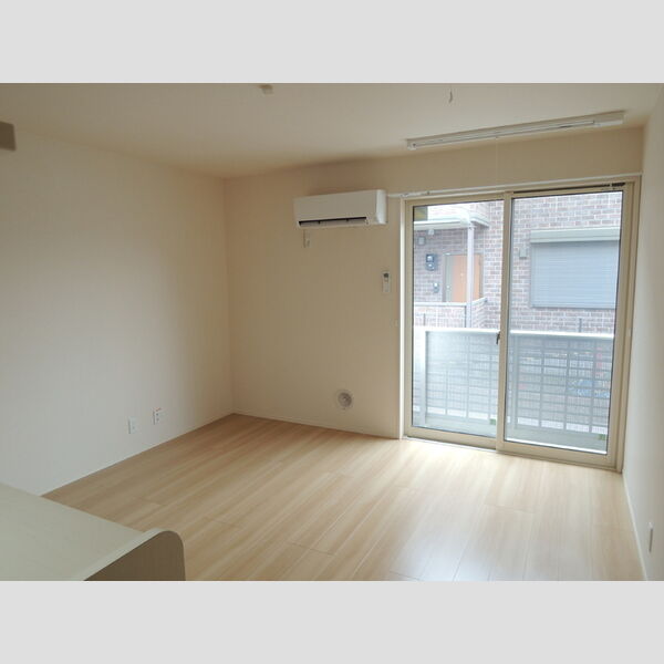 アイランド・R LDK12.6帖