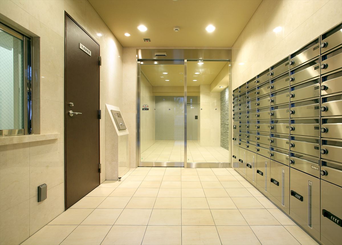 レクシオシティ王子神谷1004号室 エントランス