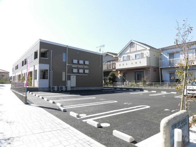 サンライズ　ガーデン 外観写真（昼）