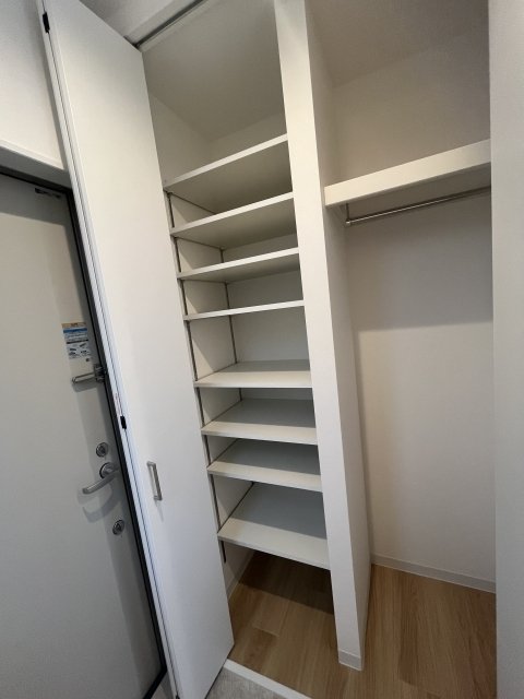 ウェール上馬2階 靴入