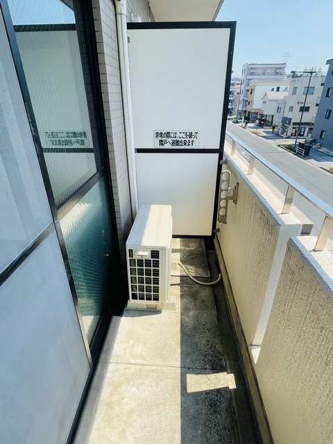 Ｂｉｇ　Ｔｈｒｏｕｇｈ バルコニー