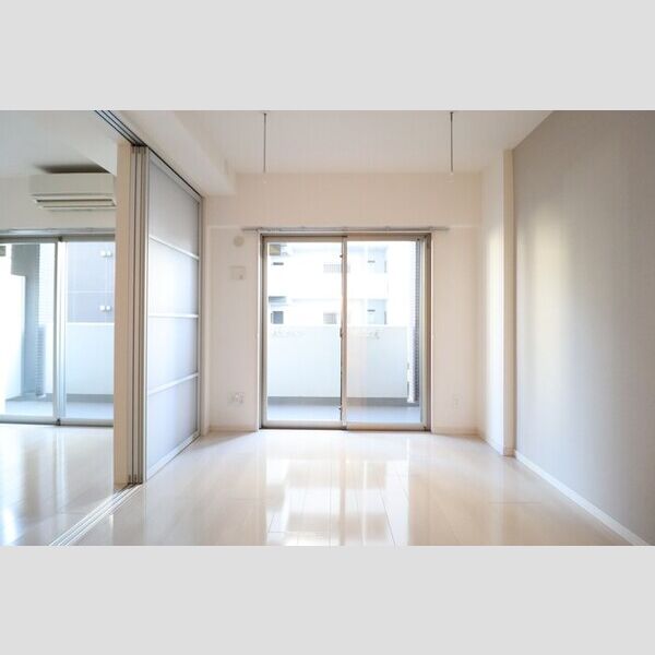 Ⅴesta(ウェスタ)203号室 洋室5.9帖