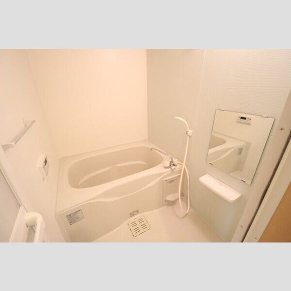 プリモ201号室 追い焚き機能付きバス