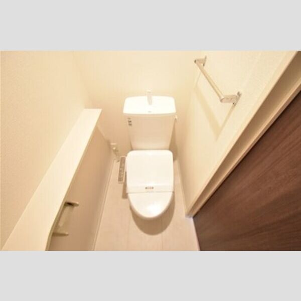 愛甲西貸家　C トイレ