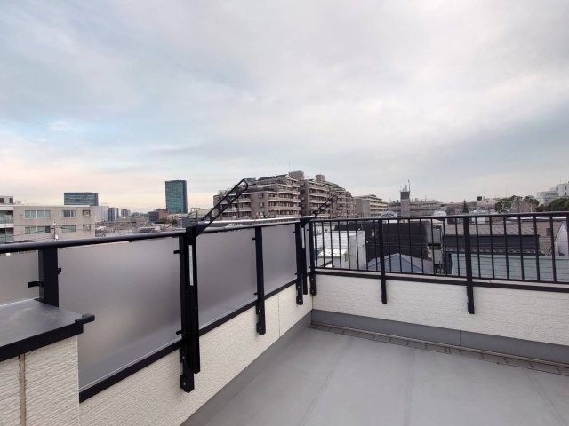 リムテラス駒場1階 その他