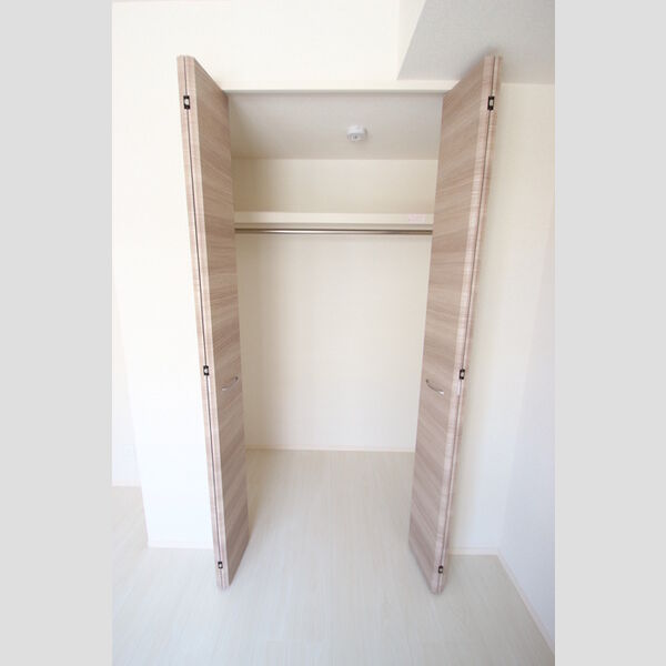 ファミユB306号室 クローゼット