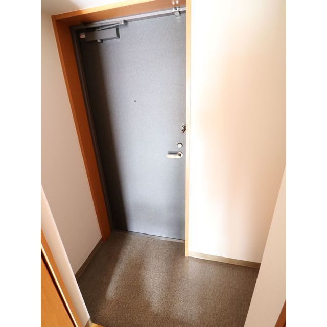 プレール大塚北 玄関