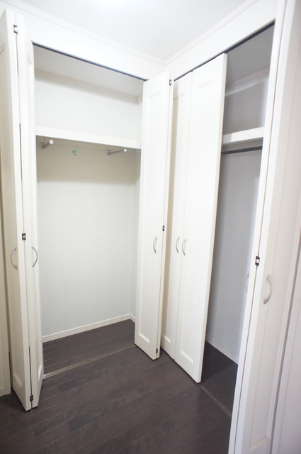 天台５丁目貸家 たっぷりとした収納スペースです