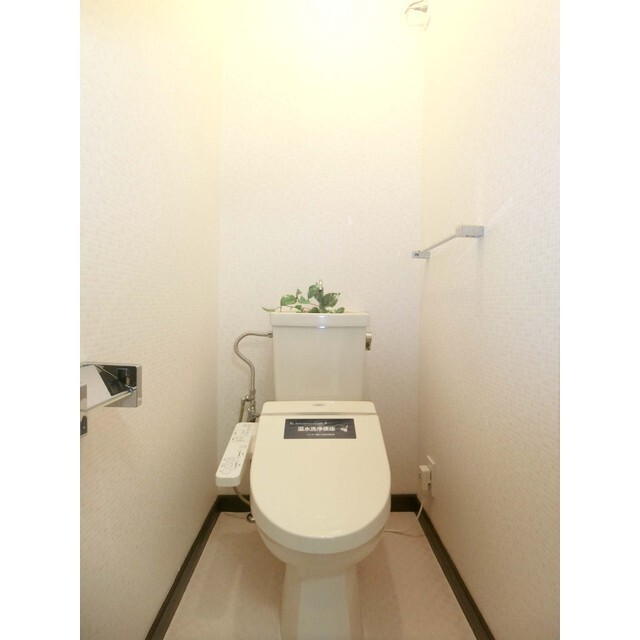 テラスハウス用賀 毎日使用するから嬉しい温水洗浄便座　イメージ