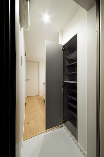 ｉｏ　ＬｕＣｅ　 玄関