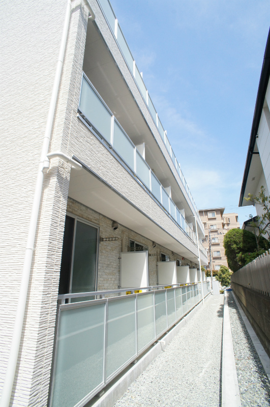 リブリ・平塚3階 外観