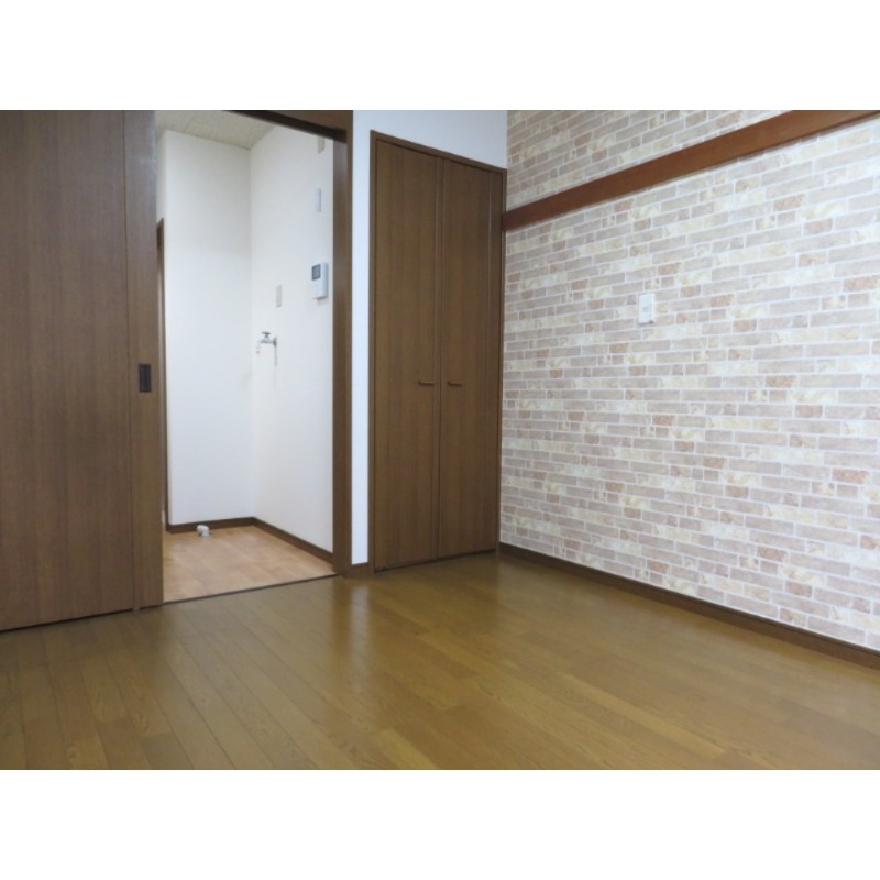 コムロハイム ※別号室写真使用※