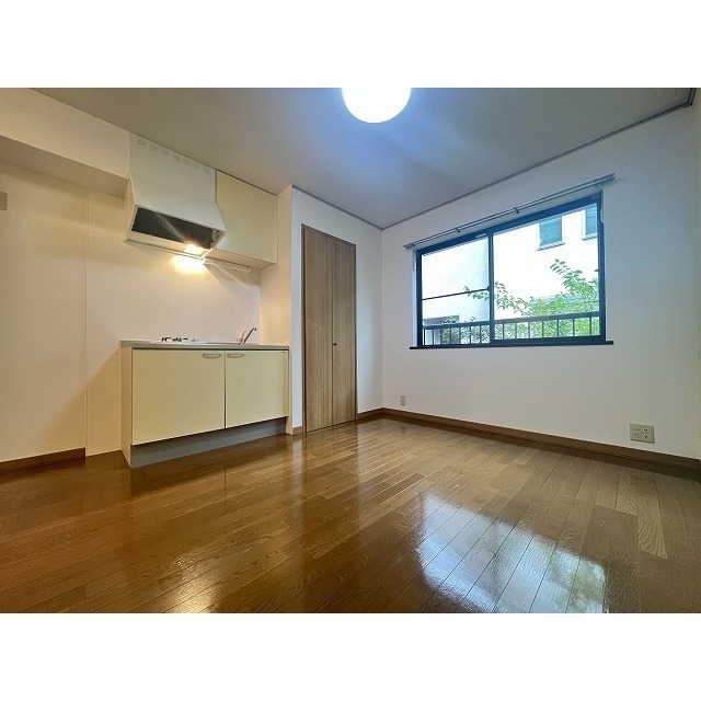 サニーコーポ 温かい雰囲気のお部屋です♪