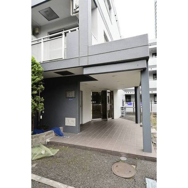 サンガ高輪 エントランス