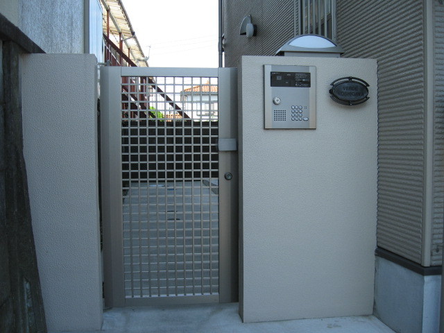 ヴェルデ越谷 エントランス