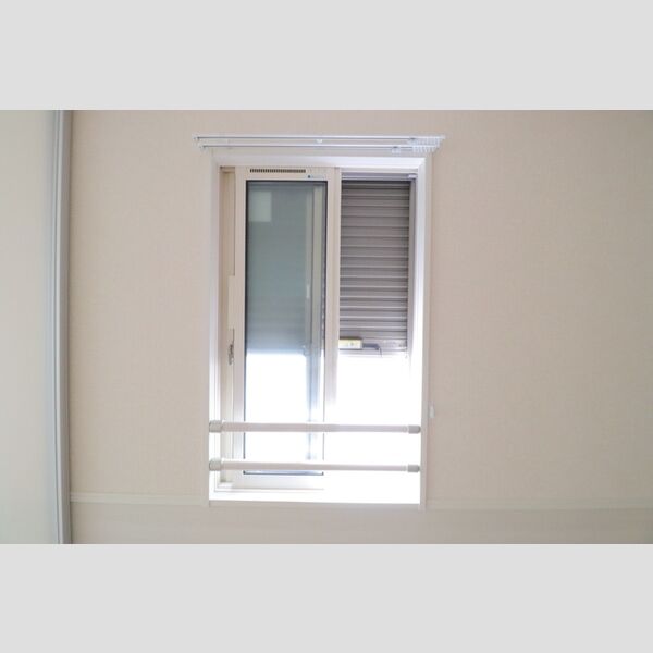 クレール西大宮206号室 シャッター(洋室3帖)