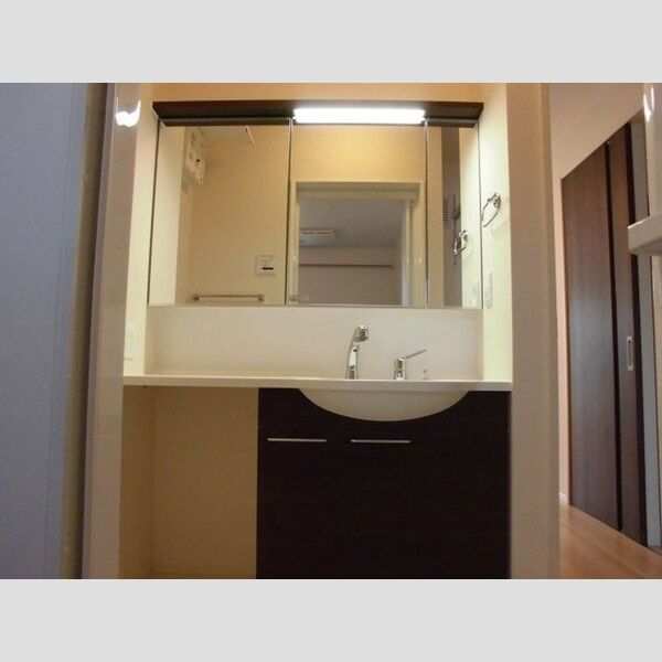 サン・コーポラス 洗髪洗面化粧台