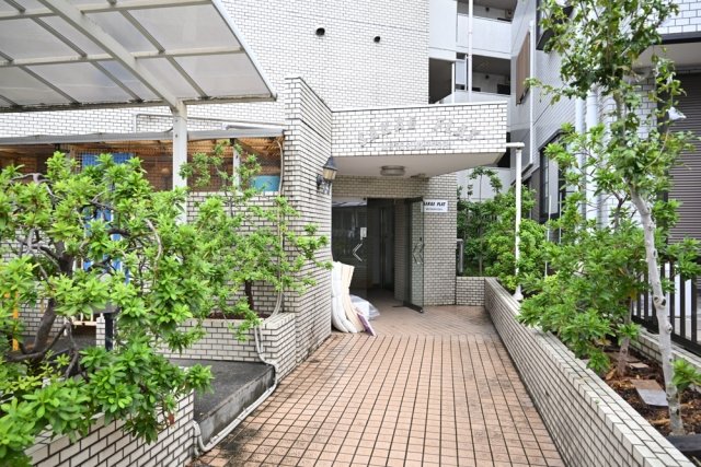 サカエフラット元住吉 エントランス