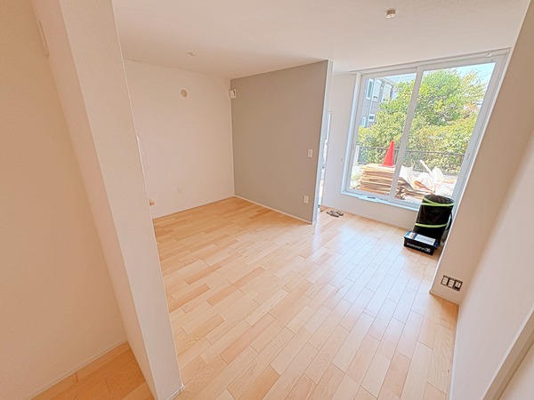 バレミックス辻堂103号室 リビング