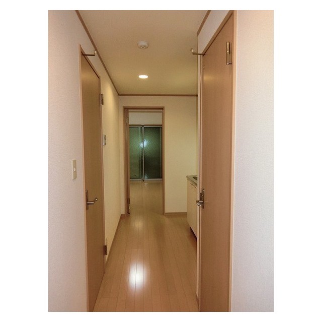 アムール ブション101号室 同建物別部屋の参考画像