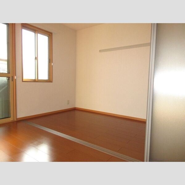 モナリエ春日　Ⅰ・ⅡⅠ202号室 洋室