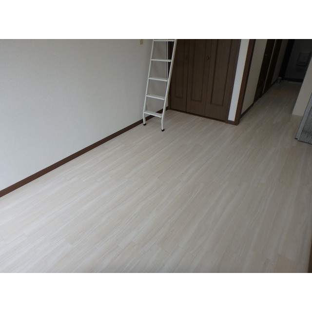 フロンティアⅢ　E棟 リビング