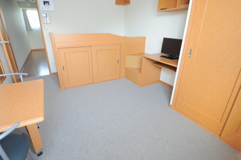 レオパレスセイクレッドヒルズ リビング