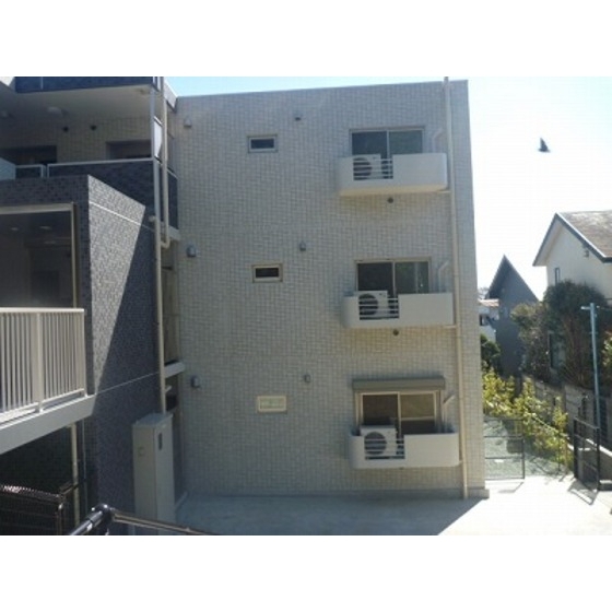 Ｐｕｅｒｔａ　ｓｕｒ　ＴＯＫＩＯ2階 外観