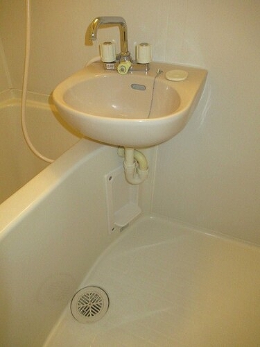 櫻ハウス大八木1階 洗面台　※2021年8月撮影