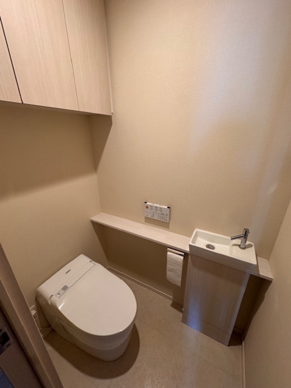 スカイズ タワー&ガーデン23階 トイレ