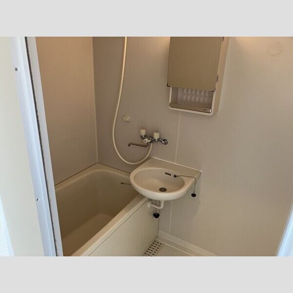 ハイムカメリア207号室 浴室