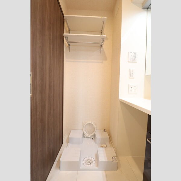 HIレジデンス302号室 洗濯機置き場