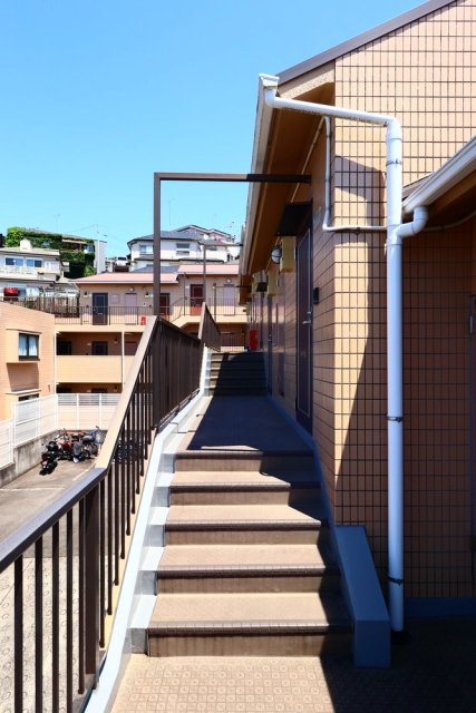 ライオンズマンション新横浜Ｂ館 エントランス